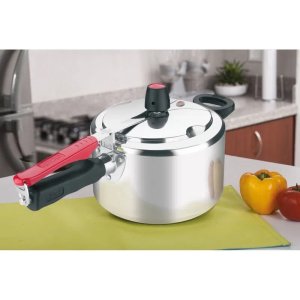 Clock Olla a Presión Original Pulida con Cierre Interno y 4.5L de Capacidad