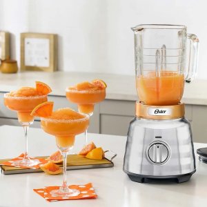 Licuadora Osterizer® Max de 2 caballos de fuerza con perilla y vaso de vidrio BLSTPBR